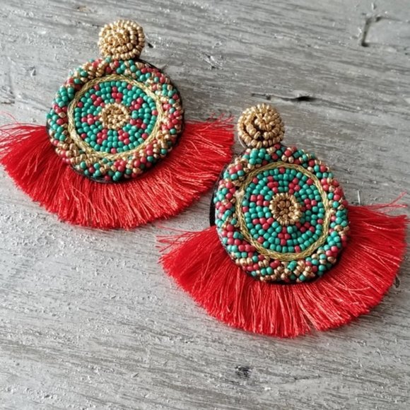 BEADED FAN EARRINGS - Picture 1 of 4